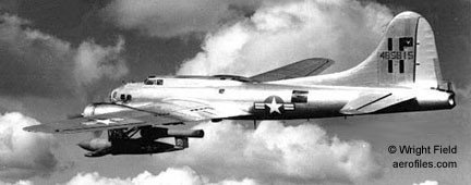 BOEING B-17 WITH THE LOON (US Version of the V-1)_